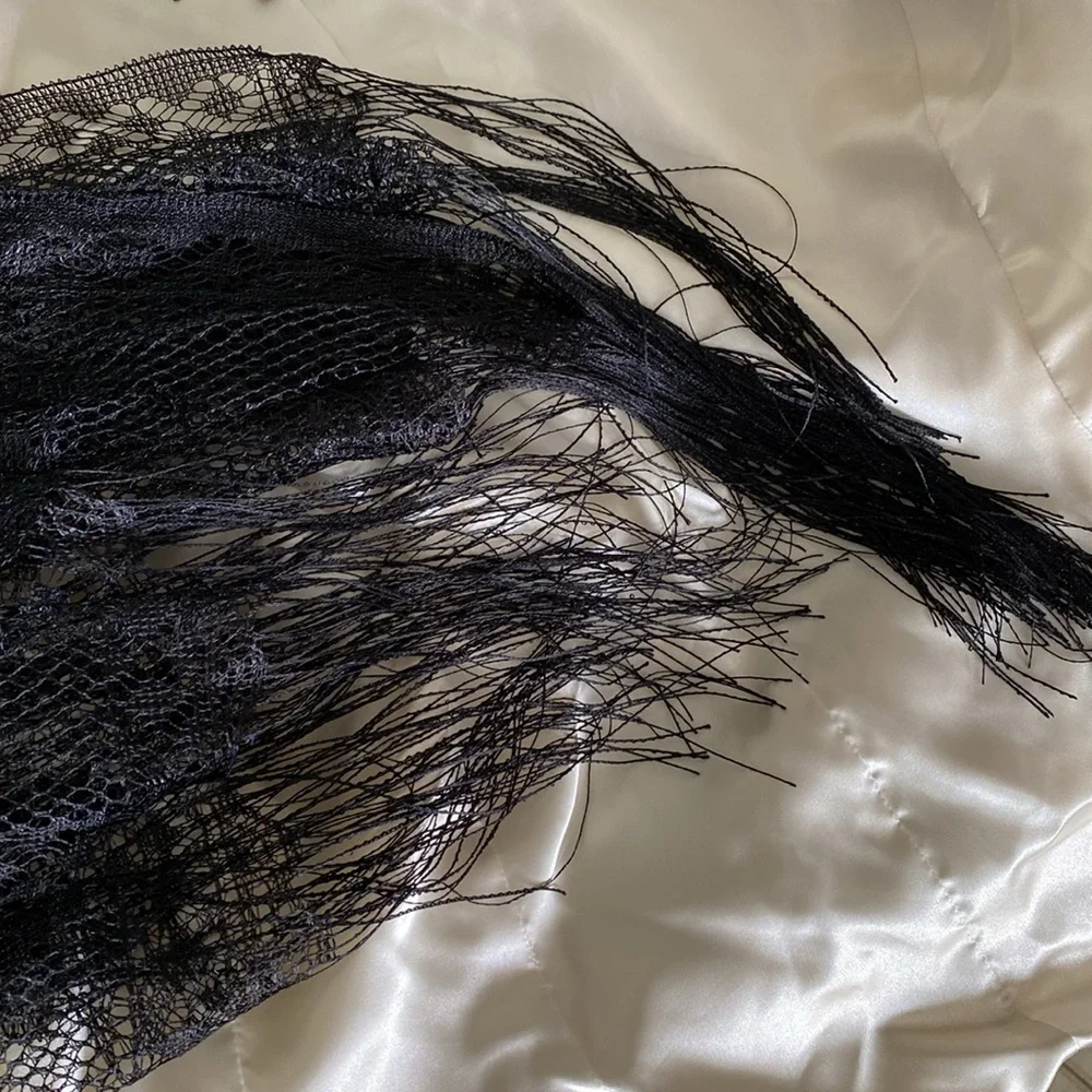 Black shawl with fringe (net scarf)